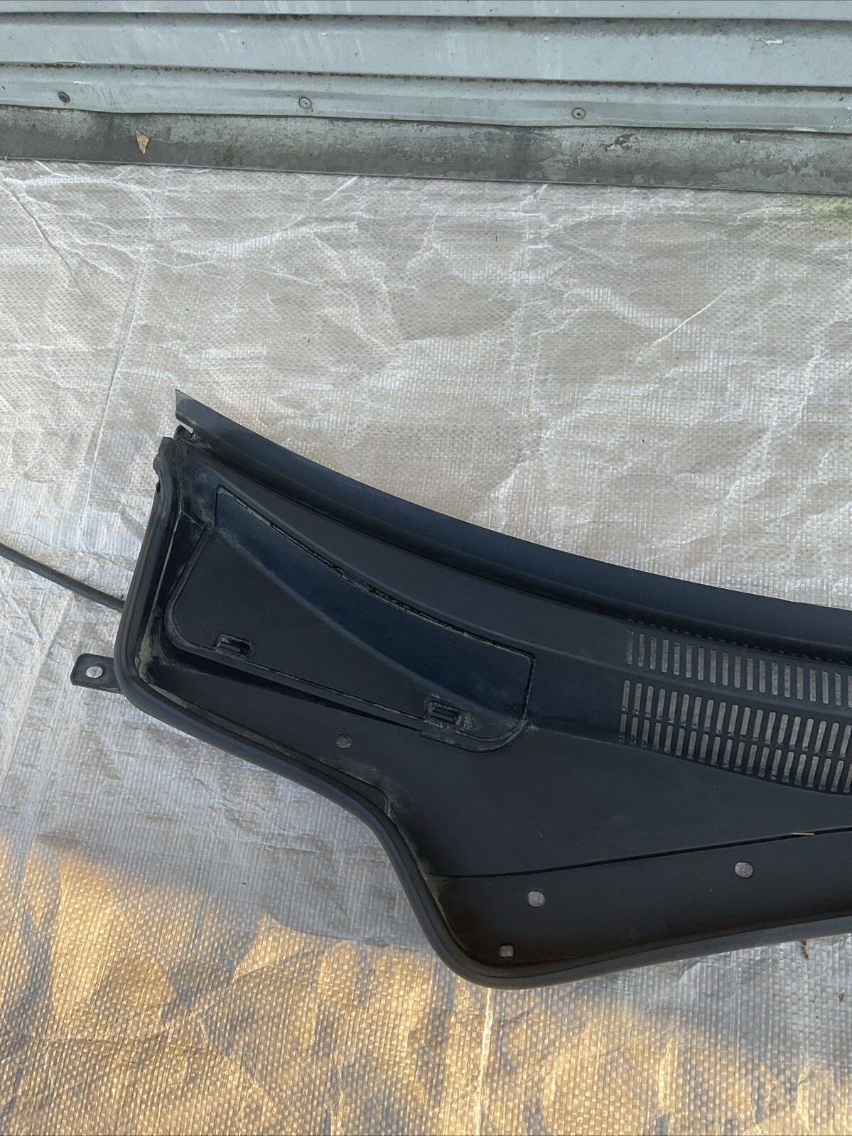 MASERATI QuattroPorte WINDSHIELD WIPER COWL COVER PANEL GRILLE OEM 14-20