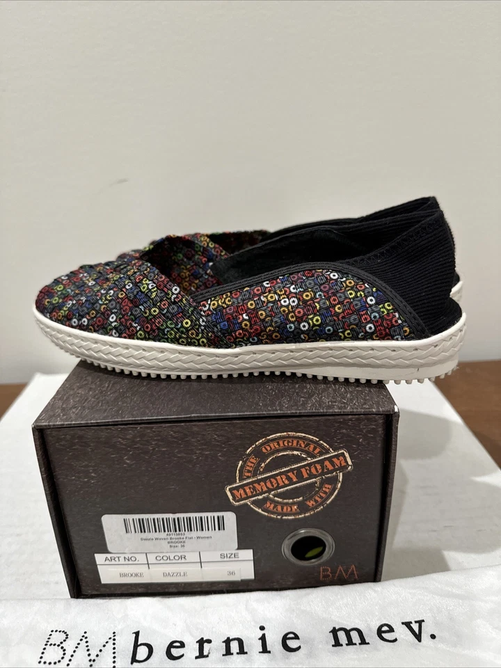 Bernie Mev Women's Brooke Ballet Flats Peep Toe Dazzle  Size 6-6.5 /36 Comfy - Image 3 of 4