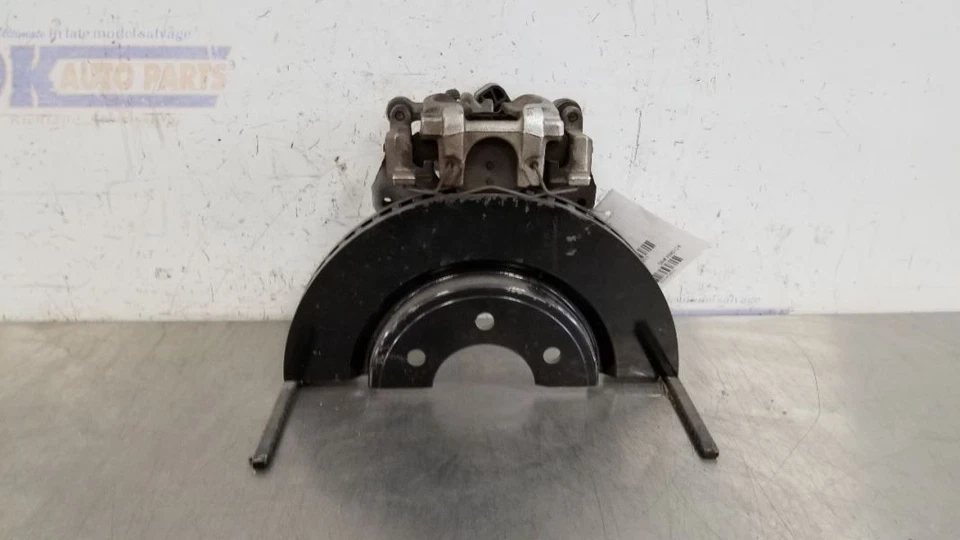 22 2022 SUBARU OUTBACK LEGACY WAGON DRIVER PINZA FRENO TRASERO IZQUIERDO Foto 2 de 4