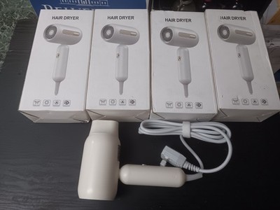 HIGH-QUALITY HAIR  DRYER   (EACH)