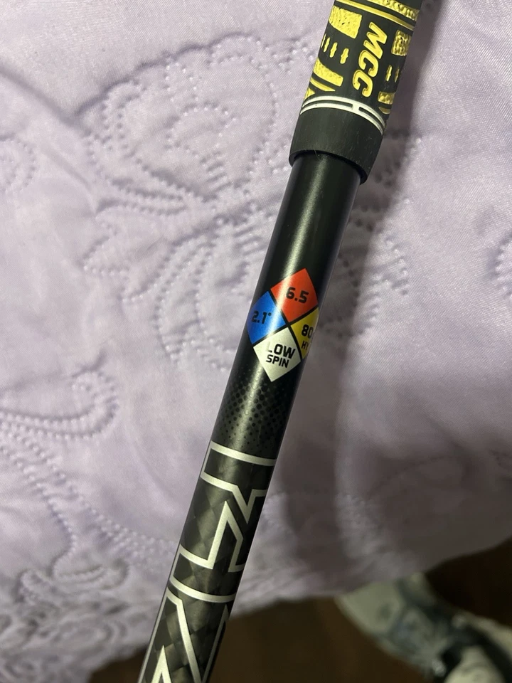 Ferro utilitário 2025 Titleist U505 #4 com eixo híbrido HZRDUS 6.5 80g (extra rígido) - Imagem 3 de 4