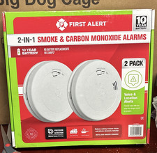 First Alert 1046809 2-Pack Smoke & Carbon Mon...