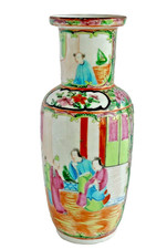 Chinese Famille Rose Fine Hand Painted Porcelain Vase Vintage 8 inch tall