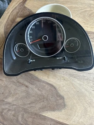 VW UP Original Kombiinstrument Tacho VW 1S0920860L - Bild 1 von 4