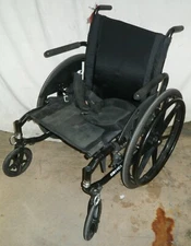 18" HELIO C2 2017 MOTION COMPOSITE WHEELCHAIR WITH SEAT WIDTH NO Footrests