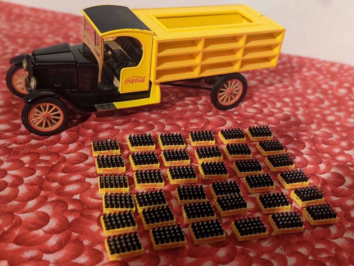DANBURY MINT 1927 COCA COLA DELIVERY TRUCK FORD MODEL TT 1