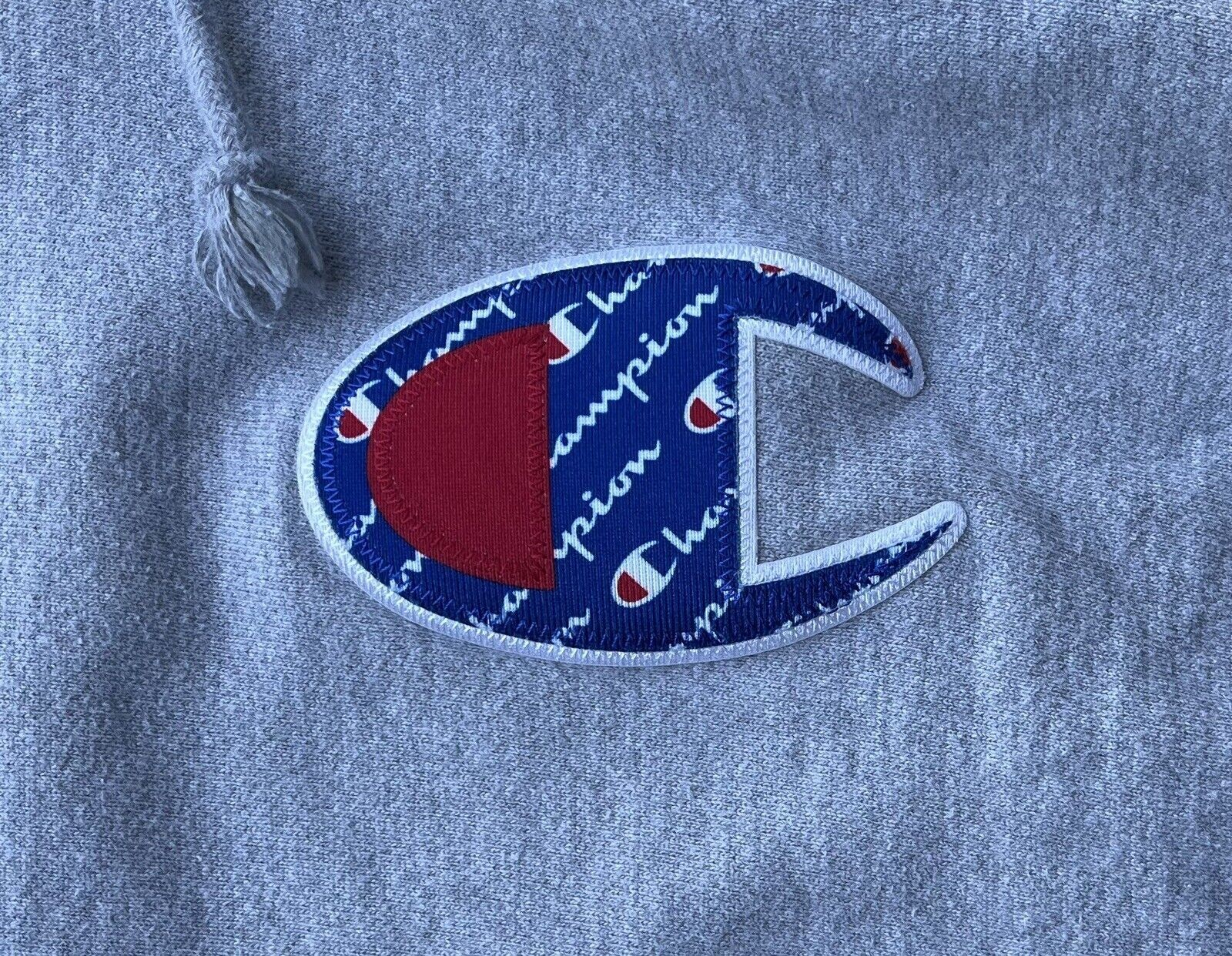 Champion Reverse Weave Raised Patch Logo Hoodie M… - image 2