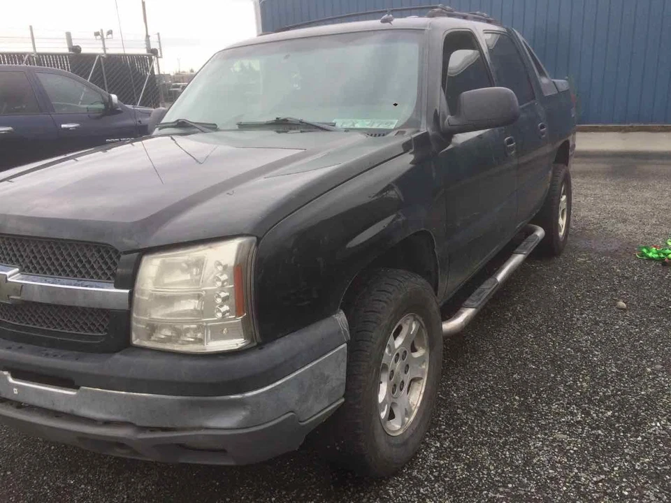 Объектив заднего фонаря CHEVY AVALANCHE 1500 правый 02 03 04 05 06 - Изображение 2 из 4