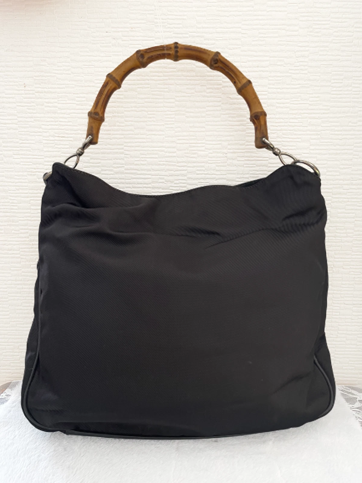 Sac à main bandoulière GUCCI vintage bambou nylon cuir noir authentique