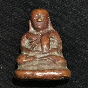 THAI BUDDHA Luang Phor Ngurn AMulet Thailand Charm Talisman Pendant