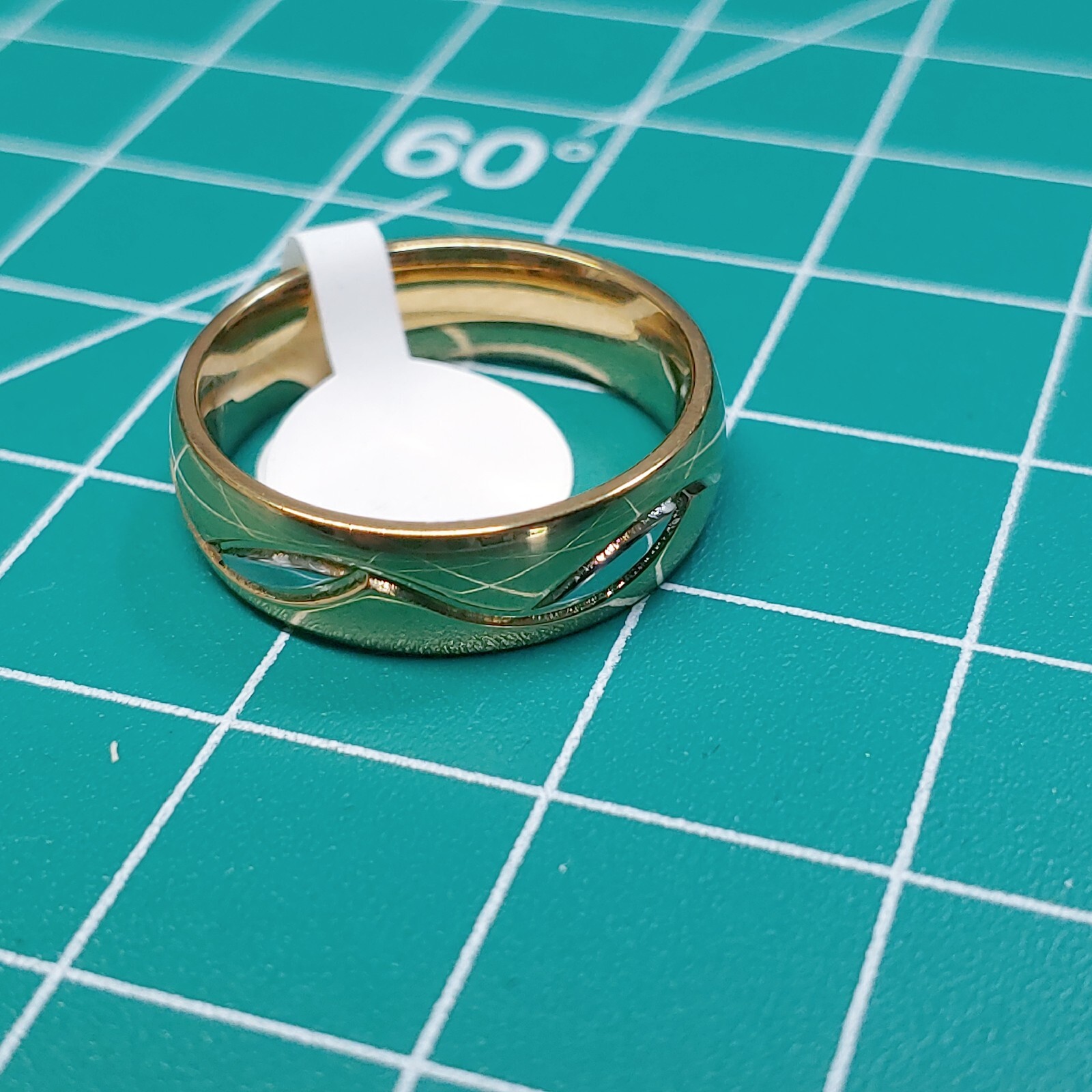 Xoua Women's Gold Tone Stainless Steel CZ Size 9 Wedding Band Ring | eBay