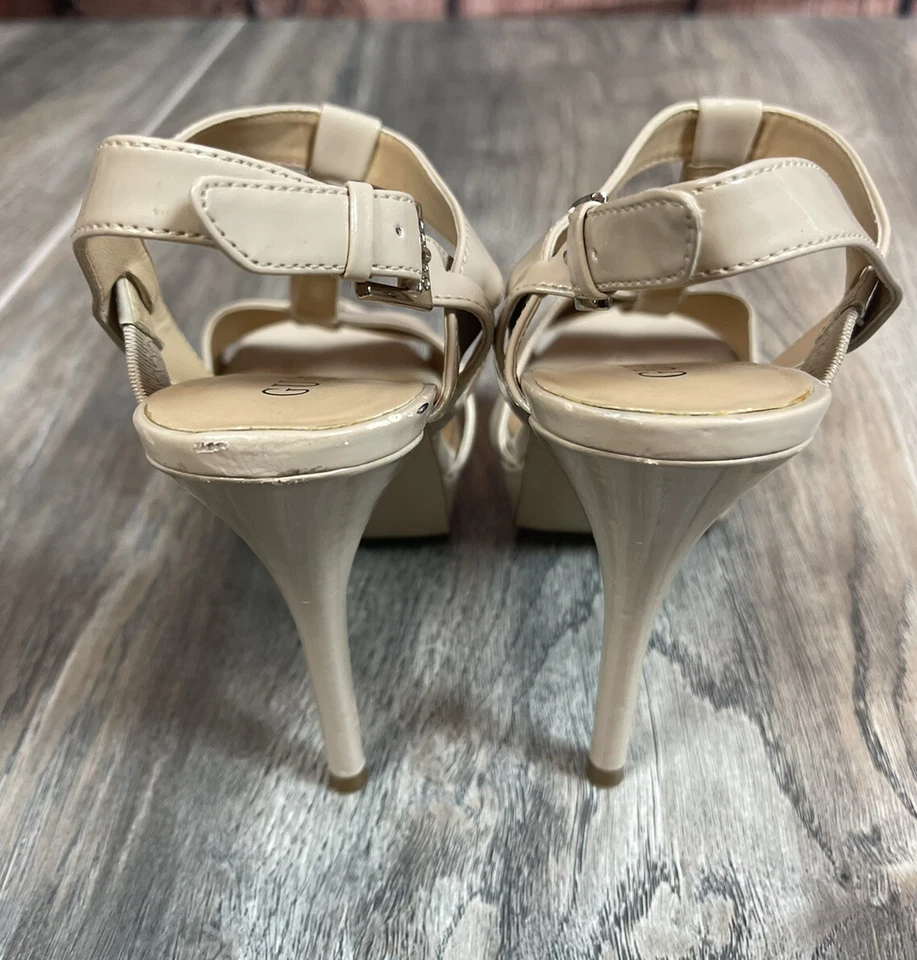 TACONES GUESS LIGHT CHAROL NATURAL 5 pulgadas PEEP TOE TALLA 6 M Foto 3 de 4