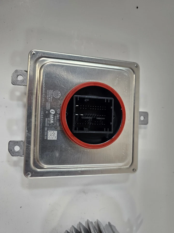 19 - 23 Genuine BMW X5 X6 G05 G06 Laser Headlight Module Set LEFT DRIVERS - Image 3 of 4