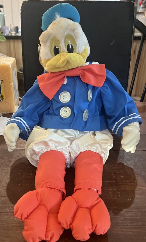 Vintage With Tag Exclusive Walt Disney Co Donald Duck Plush 24” Figure
