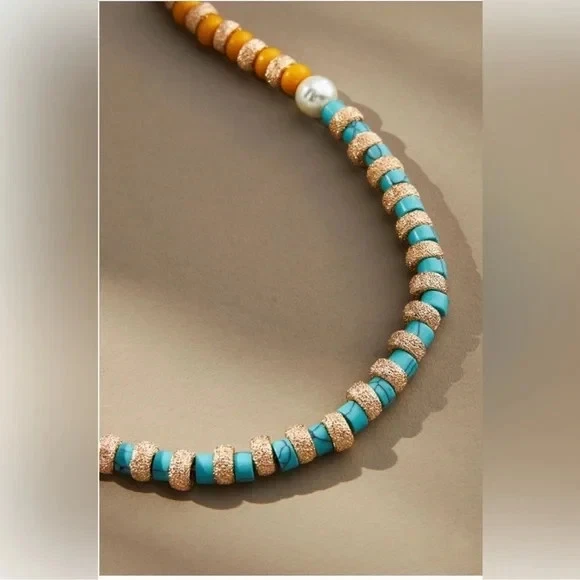 Collar Anthropologie Mezcla Piedra Colorida Cuentas con Perlas de Agua Dulce Foto 3 de 4