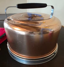 Vintage Mirro Aluminum Cake Carrier with Locking Lid Rose Gold Model 2003 CM