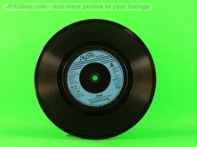 KOOL & THE GANG FRESH (PLAIN SLEEVE) (2) (137) 7'' DE-LITE
