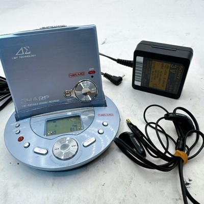 【美品】 SHARP ポータブルMDレコーダー IM-DR80 Sharp Auvi IM-DR80 NetMD Recorder Light Blue Dock AC New Battery