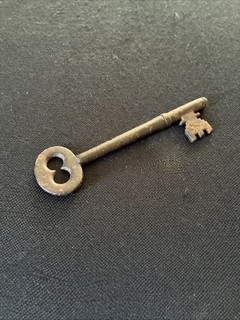 Large Cast Iron 19th Century Antique Metal Key 120mm Long Heavy Duty !