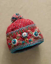 NWT Lost Horizons Sundance Catalogue Frosty Blooms Rouge Aubrey Beanie Wool Hat