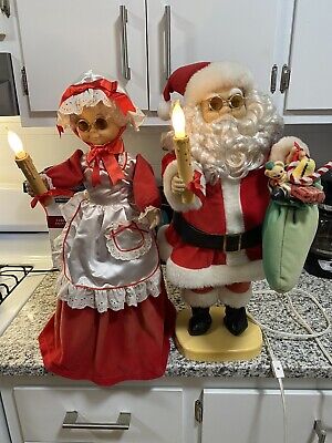 Rennoc Animated Lighted Santa & Mrs Claus 24 Rennoc Animated Lighted Santa & Mrs Claus 24