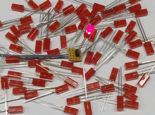 5 Stück LED Quadratisch 5 x 5 mm Rot Kingbright (M6412) - Picture 5 of 8