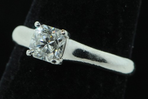 TIFFANY \u0026 CO. Platinum .71ct LUCIDA Cut 