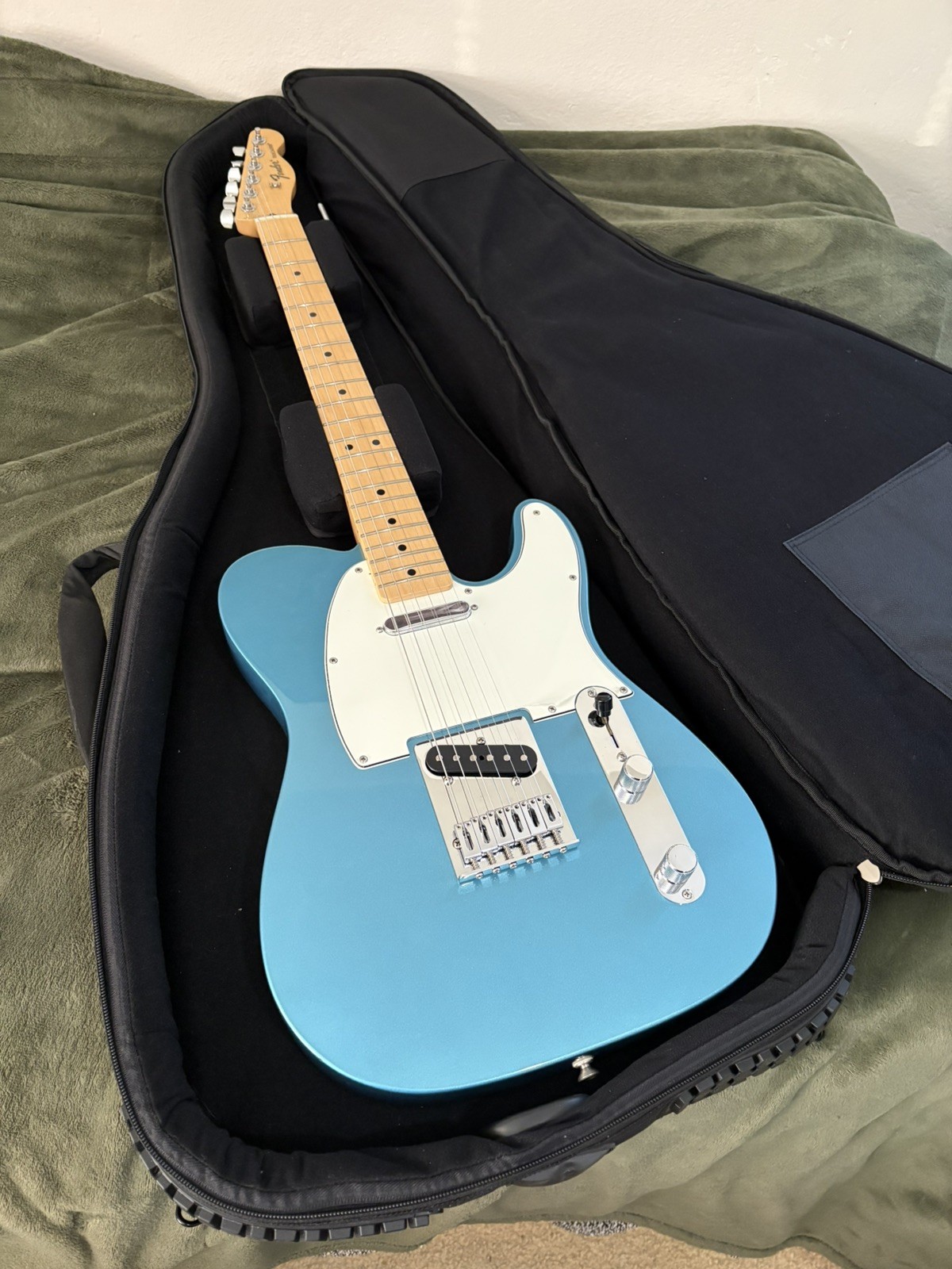 2018 Fender Telecaster  Electric Guitar  in Tidepool Blue - Ex Cond AND Gig Bag
