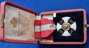 KINGDOM OF ITALY VITTORIO EMANUELE III ° DECORATION KNIGHT ORDER CROWN ITALY