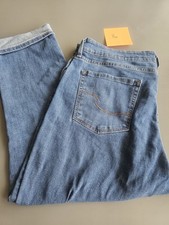 Women's Signature Levi Strauss Mid Rise Cuffed Capri Size 16 W33