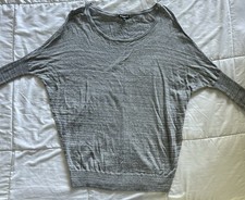 Express Women  s Grey Lightweight Sweater Size Small