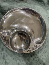 Wilton Armetale Reggae RWP Cast Pewter Metal Fruit Chip and Dip Bowl Tray 10.5"