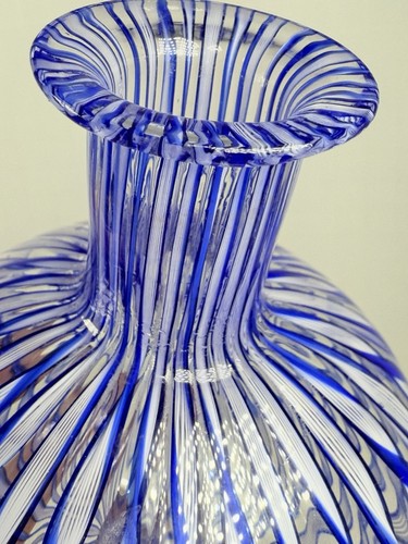 Vintage Beautiful Murano Art Glass Latticino Bud Vase Blue & White - Picture 5 of 8