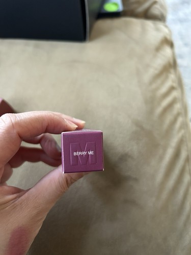 Berry Me ~ Dose Of Colors ~ Liquid Matte Lipstick NIB! - Picture 2 of 2