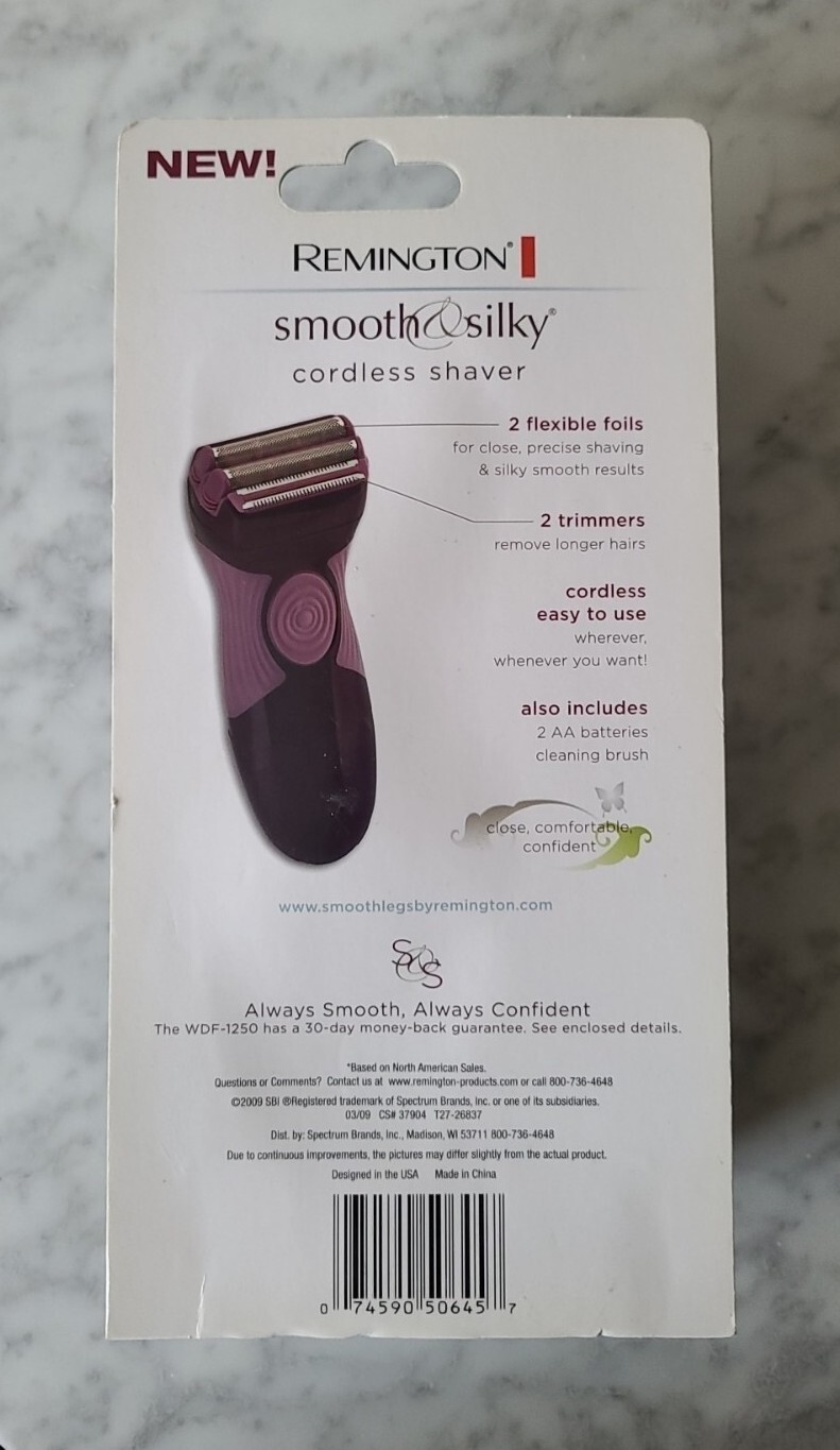 Remington WDF1250 Smooth and Silky Ladies Shaver Razor Wet / Dry AA Powered (M)