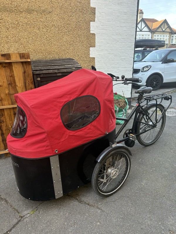 Nihola 4.0 Cargo Bike with Two Bench Seats, Rear Rack and Bafang