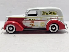 Speccast Freeport Illinois Hometown Series Mrs Mikes Potato Chips 1937 Ford 