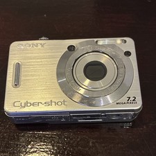 Sony Cyber-shot DSC-W55 7.2MP Compact 3x Zoom 2.5in Flash Silver USB for parts