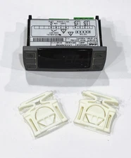 DIXELL DIGITAL TEMPERATURE CONTROLLER  XR02CX-4N0F1