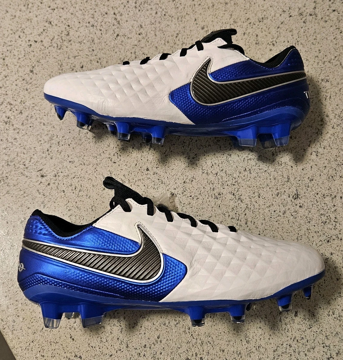 Preços baixos em Nike Tiempo Legend 8 Elite FG White Hyper Royal