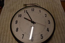 Simplex 12”   Wall Clock with Plastic Lens Model 6310 9239