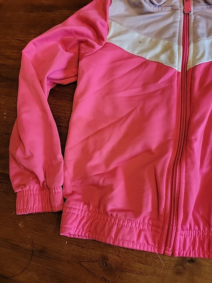 Traje de chándal Puma rosa y negro con cremallera completa talla 6 para niñas  Foto 4 de 4