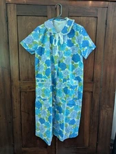 Vintage Ribbed Cotton House Coat, Peter Pan Collar, Lace, Paper Label, Pockets