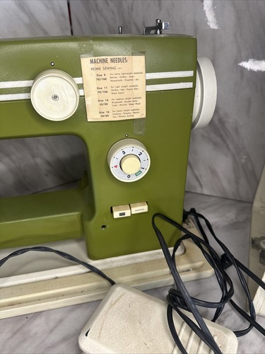 BELVEDERE 214 NÄHMASCHINE mit Fußpedal, Anleitung, Koffer, funktionstüchtig Japan Nähen - Bild 9 von 16