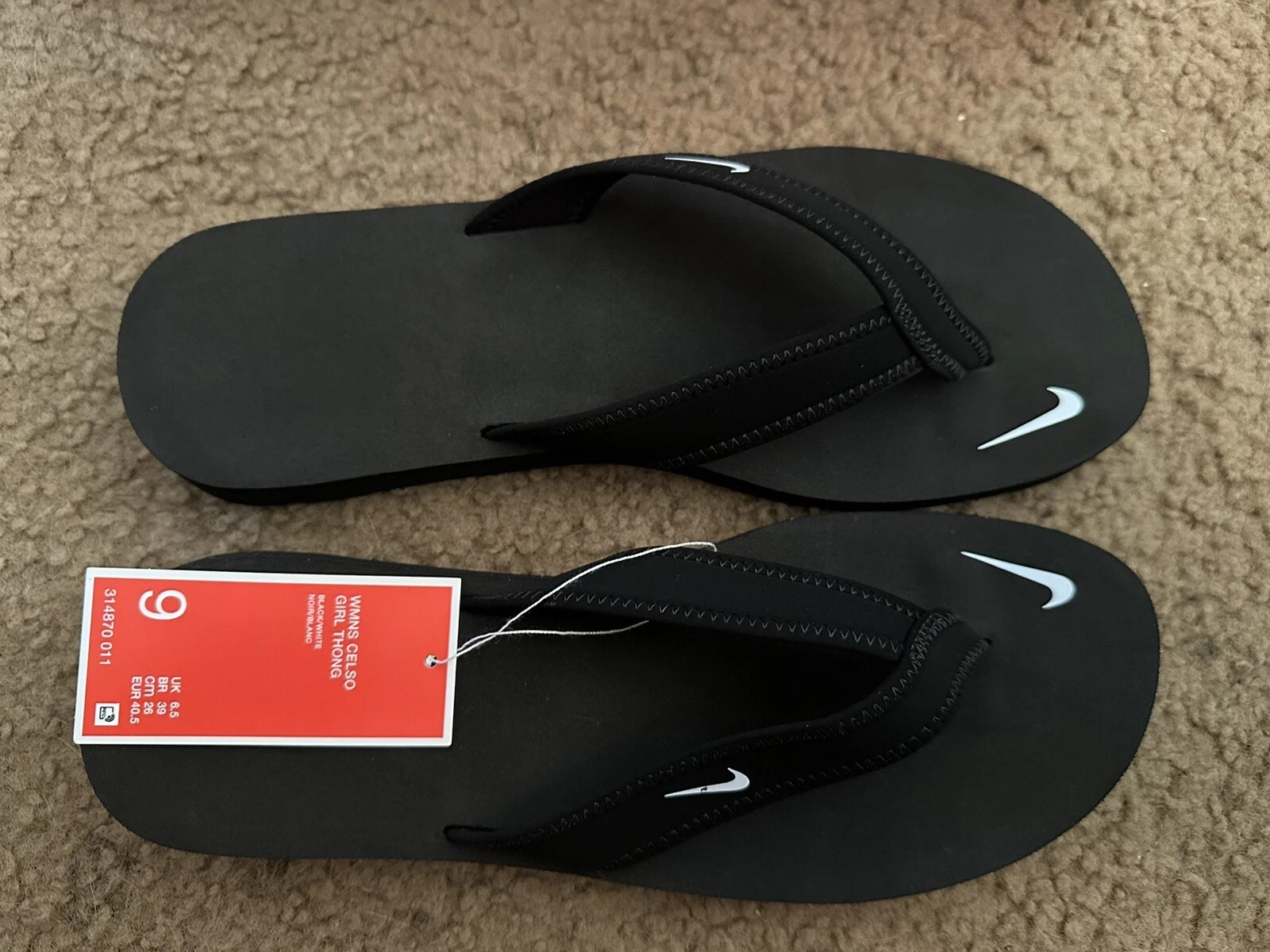 Sandali perizoma Nike Celso donna bianco nero taglia 7 8 9 10 11 nuovi di zecca 314870 011