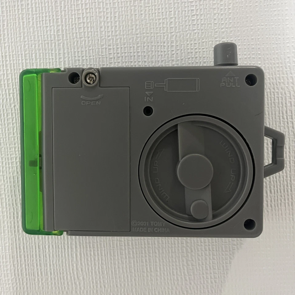 R/C Microsizers Transmitter w/ Integrated Charger 27 MHz by Hobbico IYF2CH400-27 - Image 3 of 4