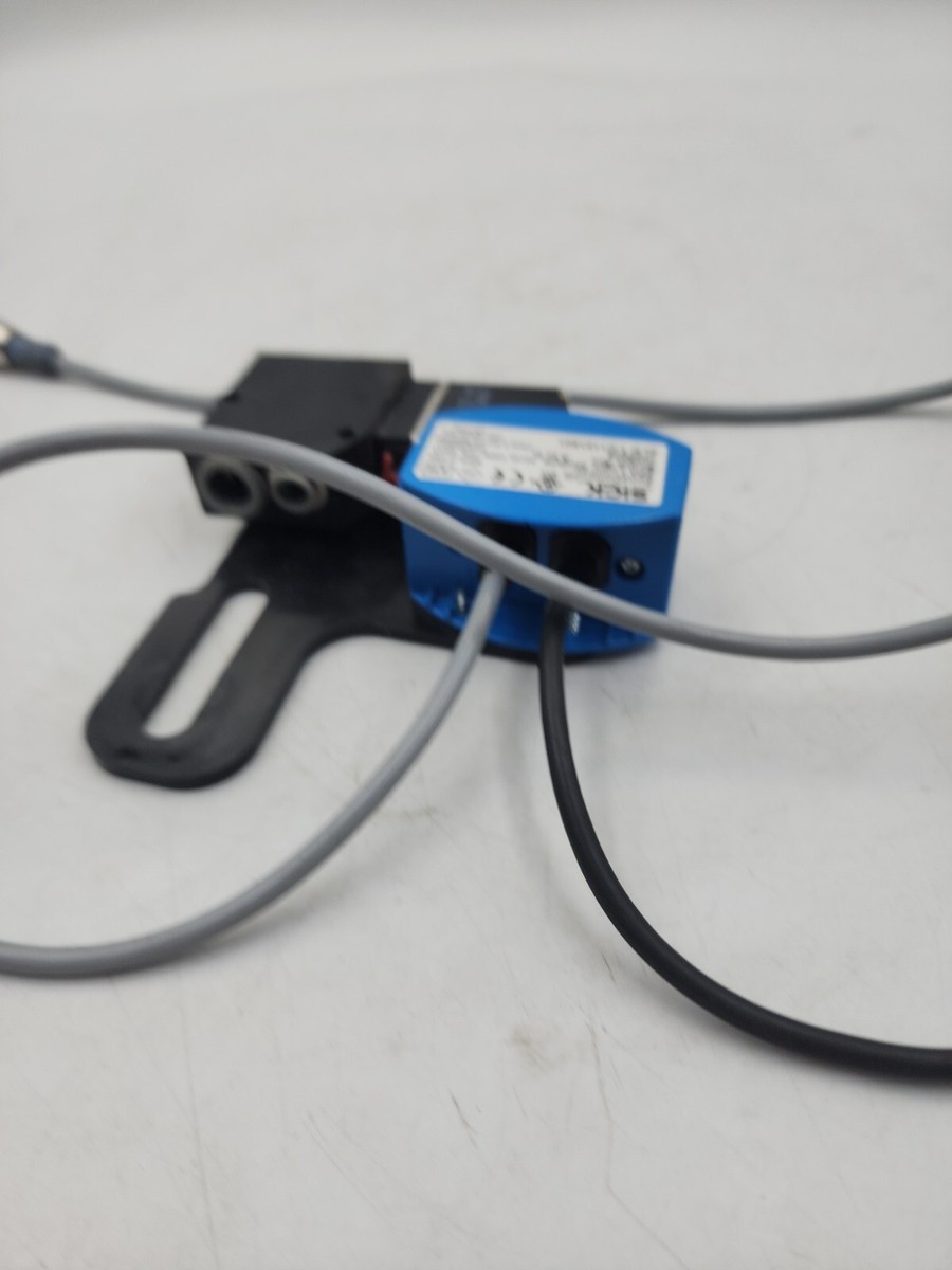 Sensore Fotoelettrico SICK 7028829 Multiattività Per Controllo Zona