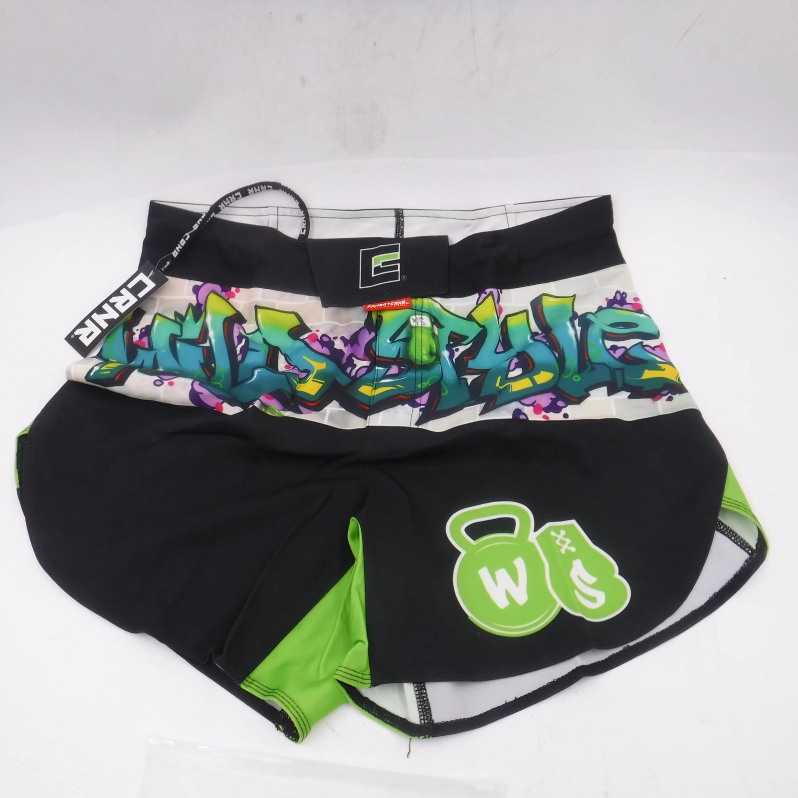 Short hybride Combat Corner CRNR 32/5 style sauvage Supreme taille 32 homme 22914