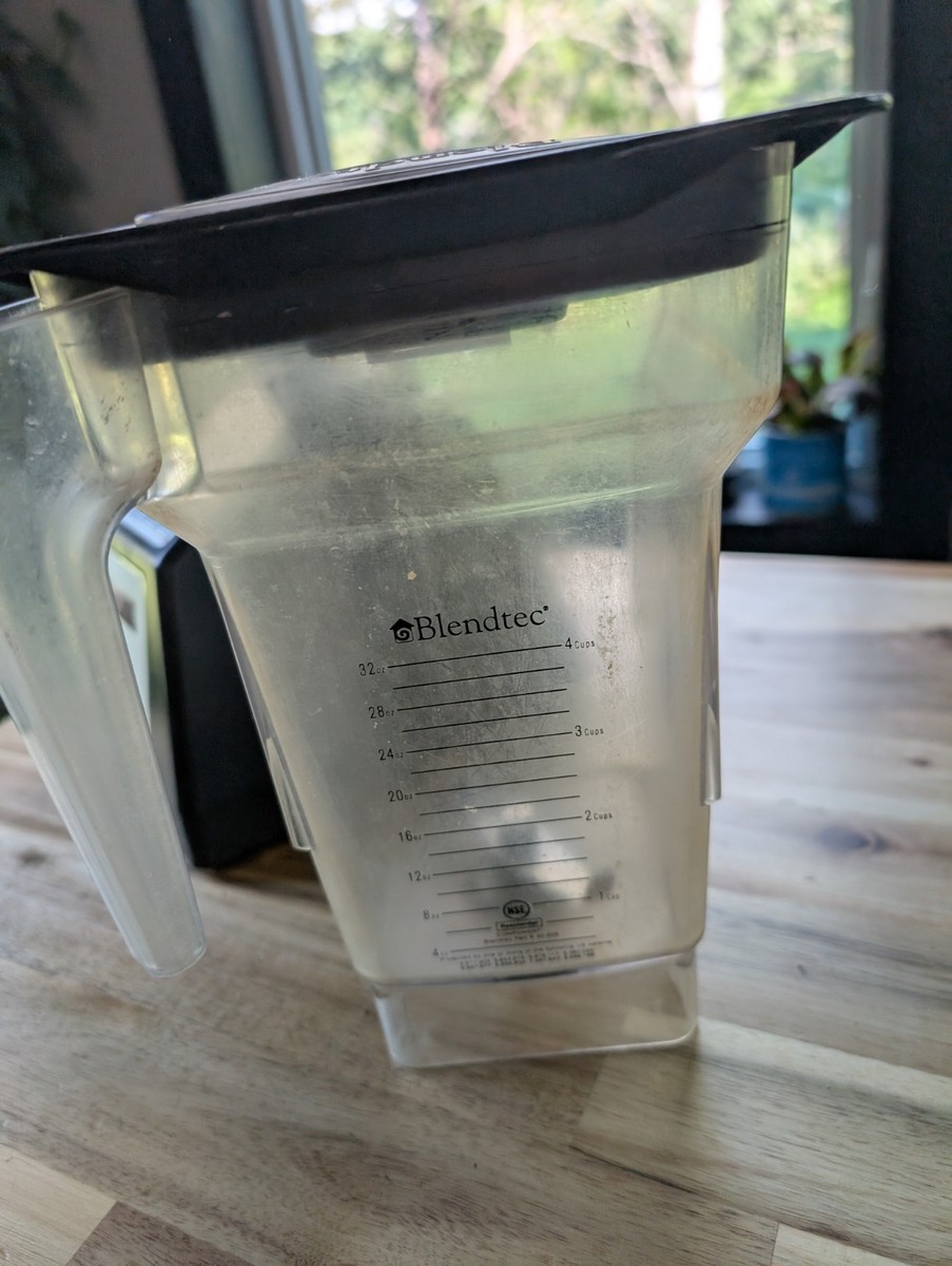 Blendtec Total Blender ES3 ブラック Blendtec Total Blender ES3 1560 Watts Base + Pitcher And Lid