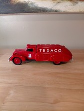 Vintage ERTL TEXACO Coin Bank Collectible Diecast Car 1939 DODGE AIRFLOW 10
